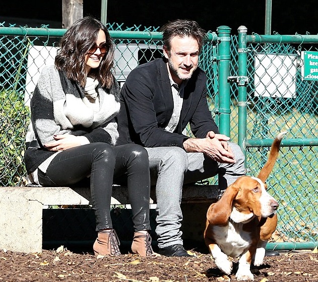 David Arquette, girlfriend, basset hound