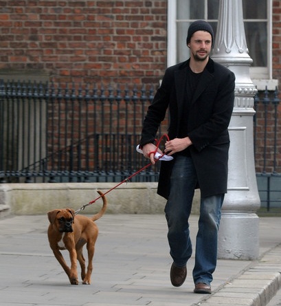 Matthew Goode boxer