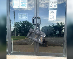 Man Finds Mysterious Bag On Shelter’s Door Handle — And Hears Tiny Whimpers Inside