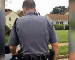 Police orders woman to open her trunk. Has no idea that she’s recording everything behind his back