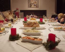 Adorable Thanksgiving Feast Goes To The Dogs, Literally!