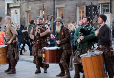 Tribal Scottish Band Performs Breathtaking Battle Song