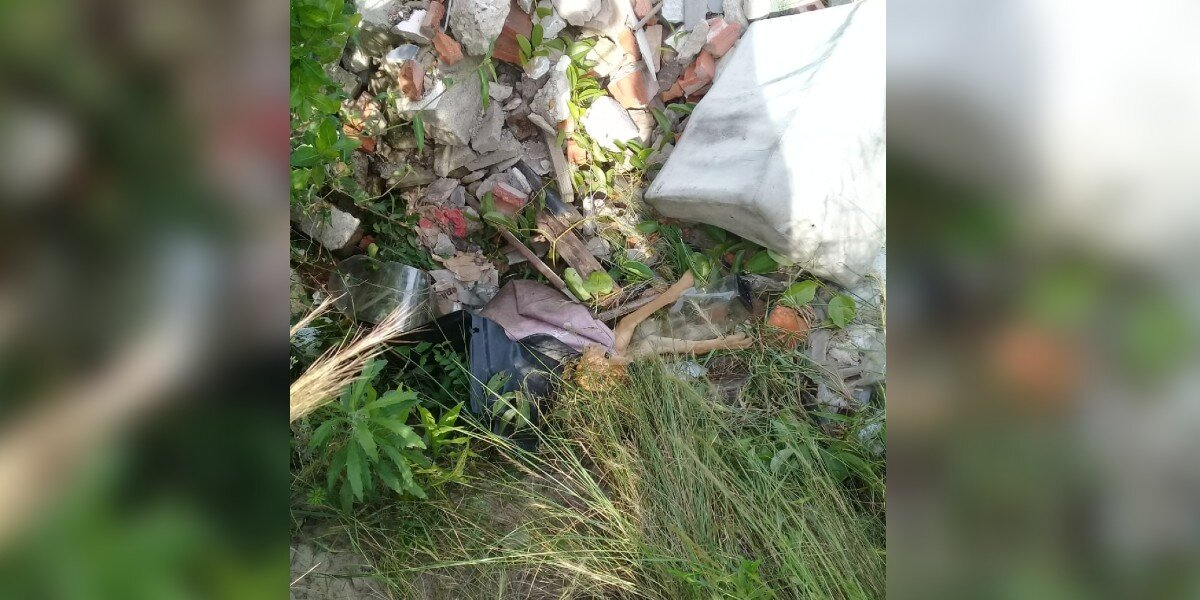 Woman Stunned To Find Brown Legs Sticking Out Of A Trash Pile