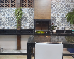 Everyone’s Struggling To Spot The Cat Hiding In This Photo